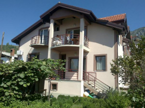 Villa Kliment Pestani